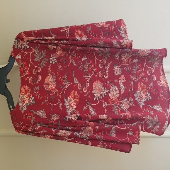 EUC Bobeau Floral Blouse - Picture 4 of 5